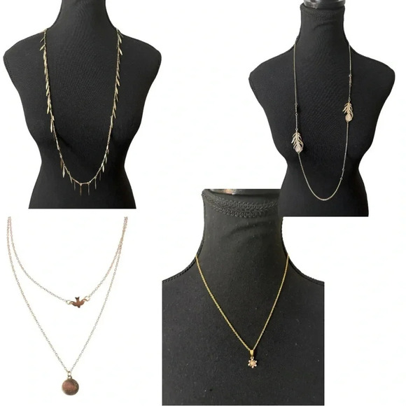 Estate Bundle of 4  Bohemian Gold Dainty Necklaces - Picture 1 of 11